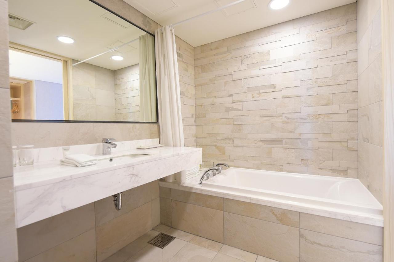 Wirye Militopia Hotel By Marine Seongnam Extérieur photo